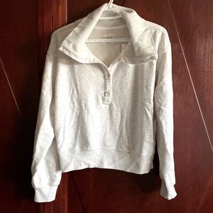 BRAND NEW Abercrombie Drama Wedge Henley